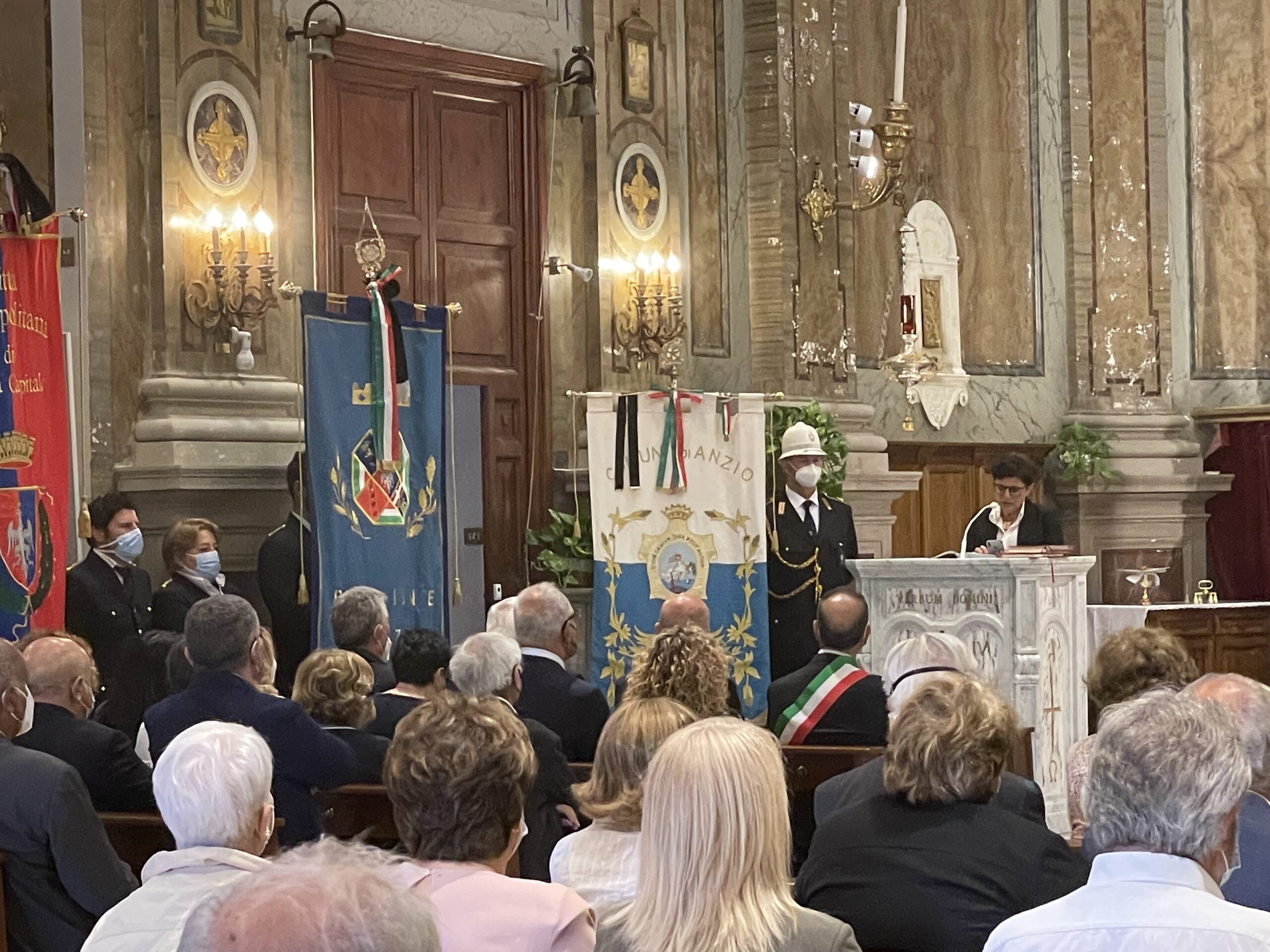 Chiesa Gremita Per L’ultimo Saluto A Pasetto, Mattarella Invia Un ...